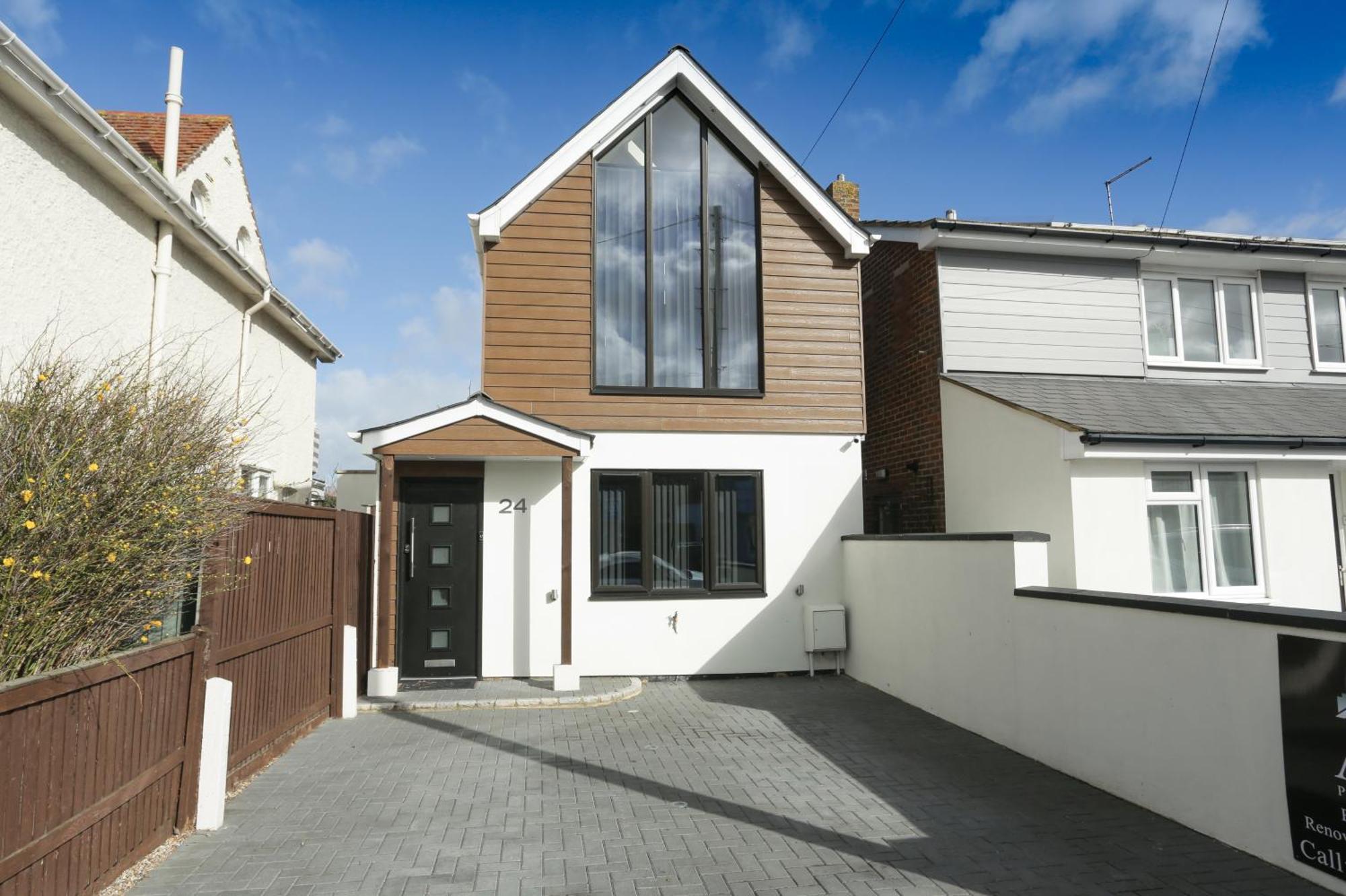 The Broadway Beach House With Hot Tub Herne Bay Exterior photo
